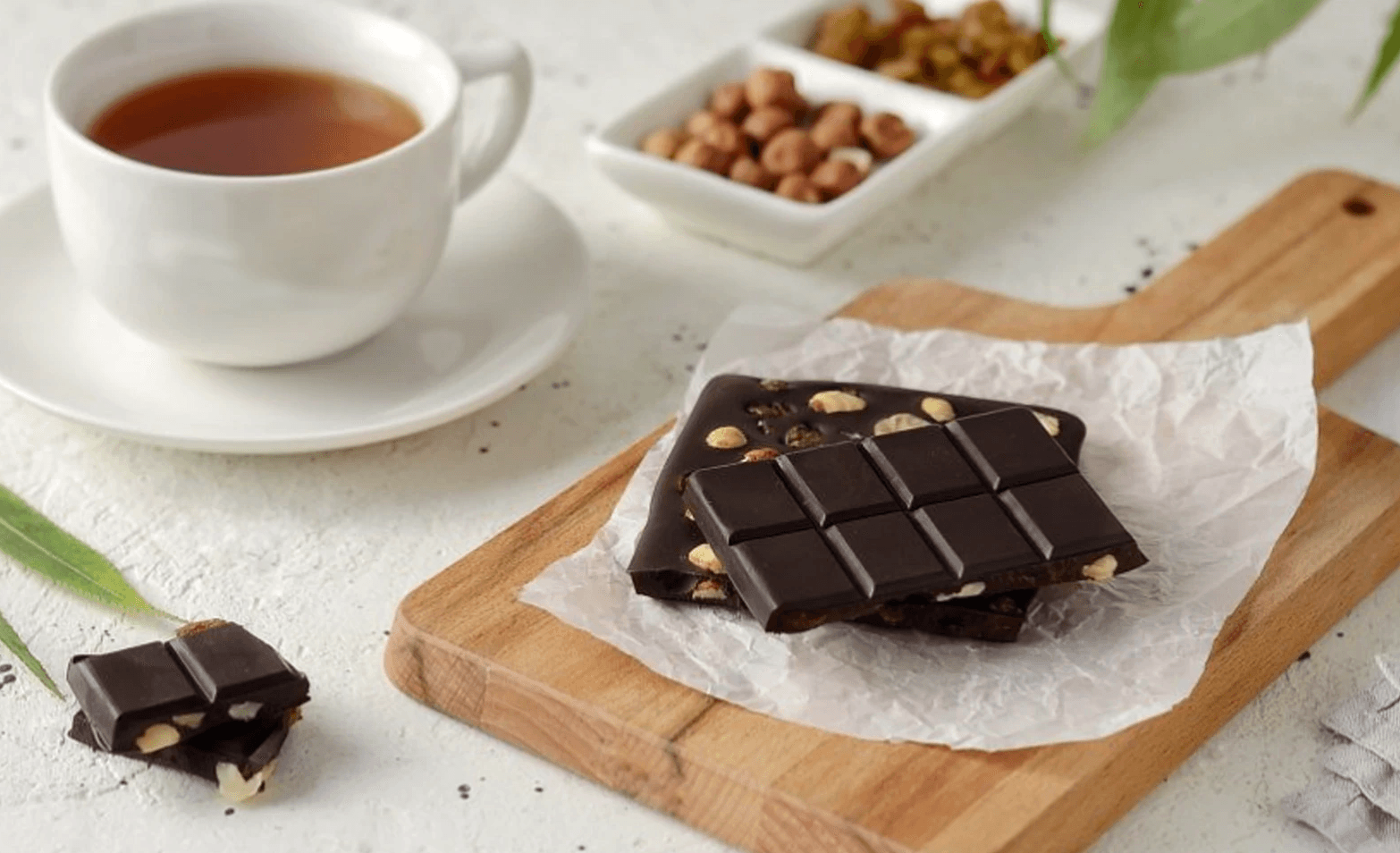 6 Delicious, Nutritious Benefits of Dark Chocolate